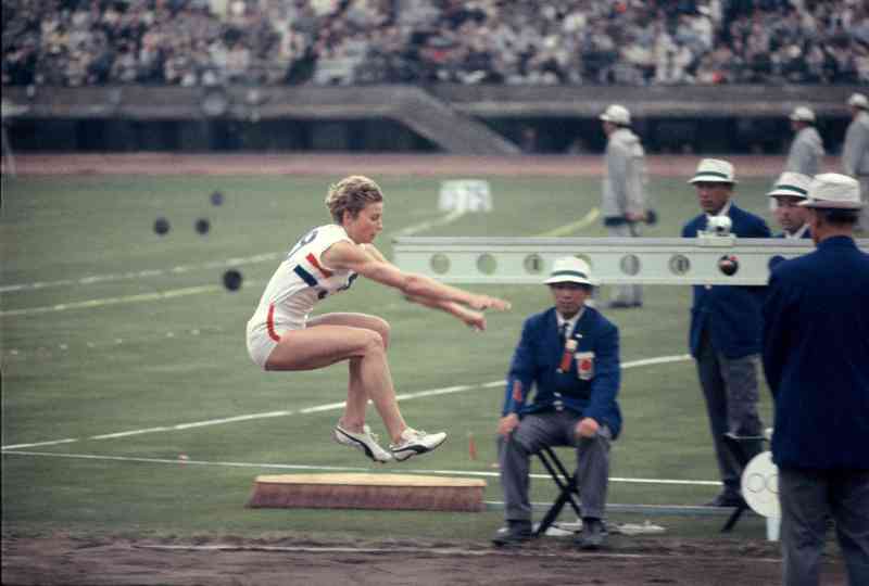 Este año se celebra el 60 aniversario de la victoria de Rand en salto de longitud en Tokio